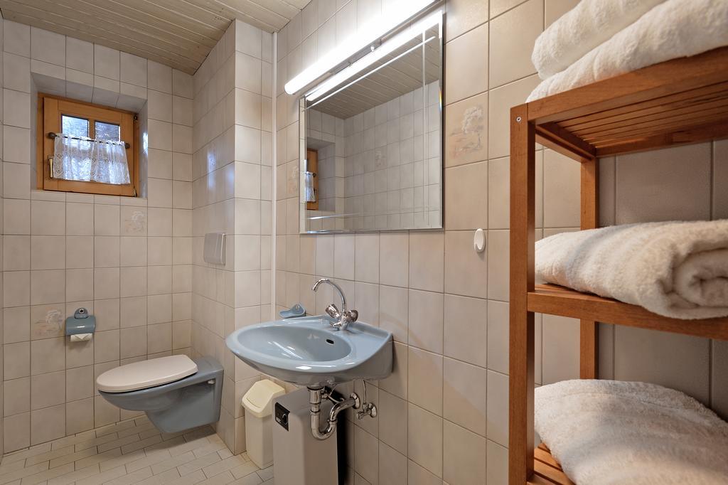 Haus Sonnenschein Apartment Hart im Zillertal Room photo