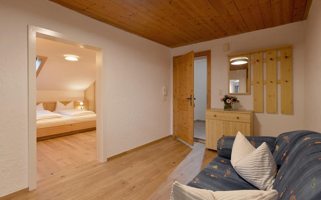 Haus Sonnenschein Apartment Hart im Zillertal Room photo